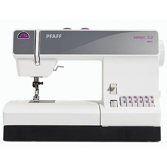 Pfaff Select 3.2 sewing machine